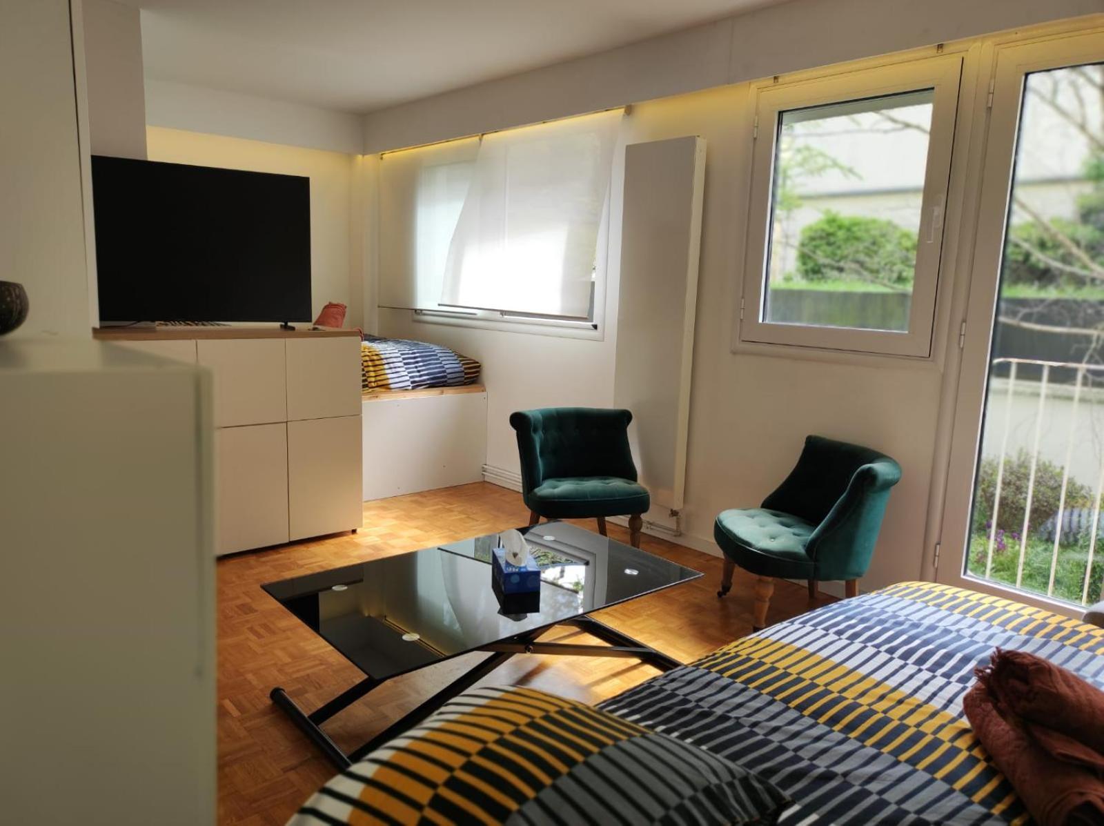 Elegant Escape In 14th Appartamento Parigi