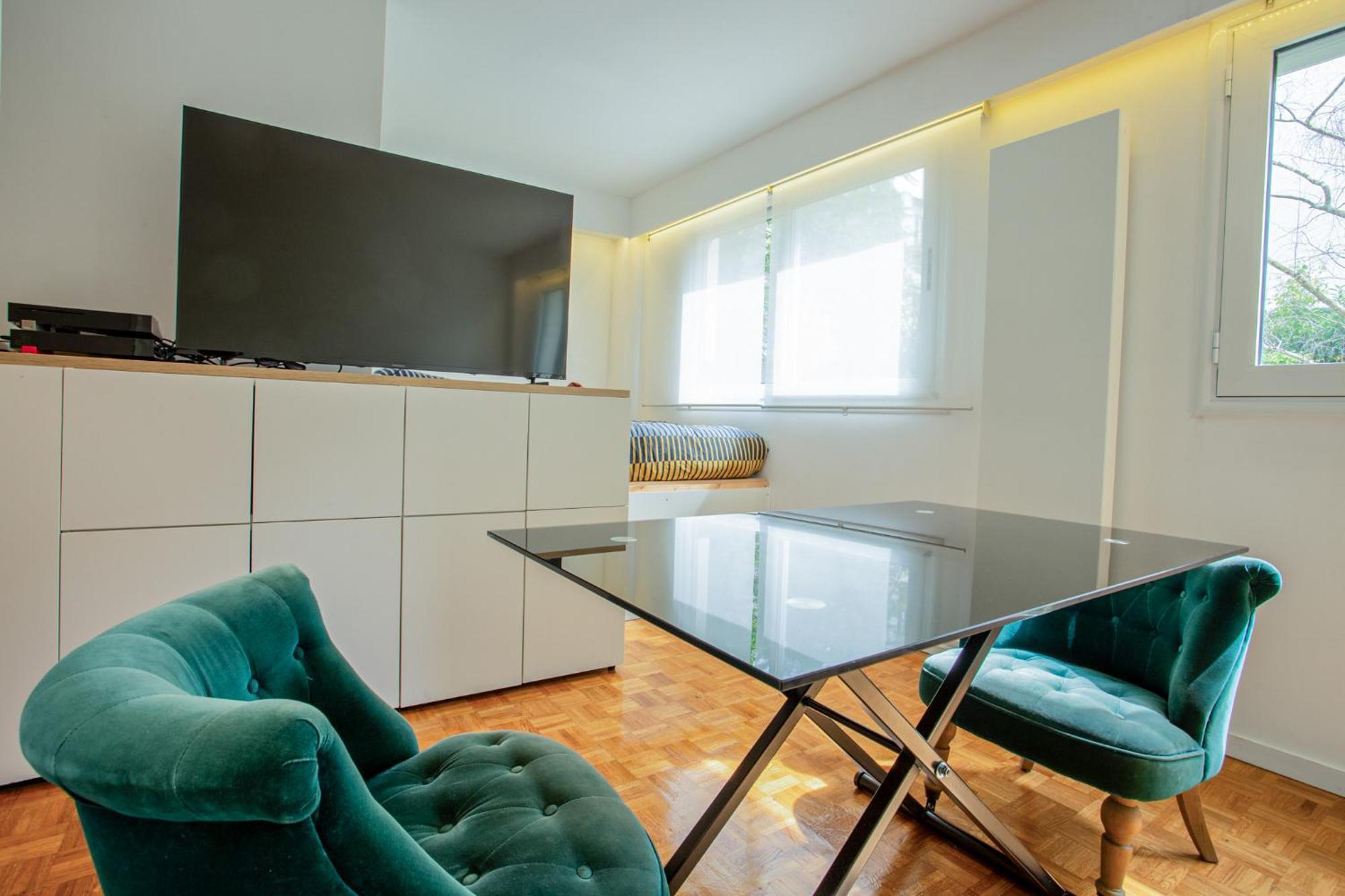 Elegant Escape In 14th Parigi